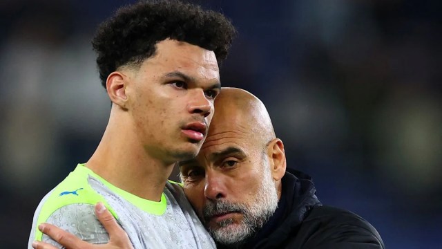 Un final notable, pero ¿13 minutos caóticos le costarán el título al Manchester City? Un final notable, pero ¿13 minutos caóticos le costarán el título al Manchester City?