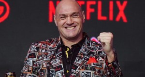 Tyson Fury se enfrenta al luchador de osos Arslanbek Makhmudov en su último regreso al boxeo de peso pesado Tyson Fury se enfrenta al luchador de osos Arslanbek Makhmudov en su último regreso al boxeo de peso pesado