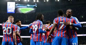 Crystal Palace castiga a diez hombres Spurs en un impresionante cambio de rumbo en la Premier League Crystal Palace castiga a diez hombres Spurs en un impresionante cambio de rumbo en la Premier League
