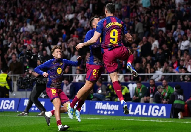 Valoraciones de los jugadores del Barcelona ante el Atlético de Madrid: Robert Lewandowski decisivo desde el banquillo Valoraciones de los jugadores del Barcelona ante el Atlético de Madrid: Robert Lewandowski decisivo desde el banquillo