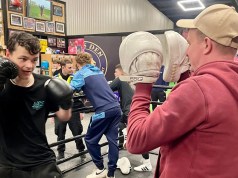 Las sesiones de boxeo ayudan a reducir el comportamiento antisocial Las sesiones de boxeo ayudan a reducir el comportamiento antisocial