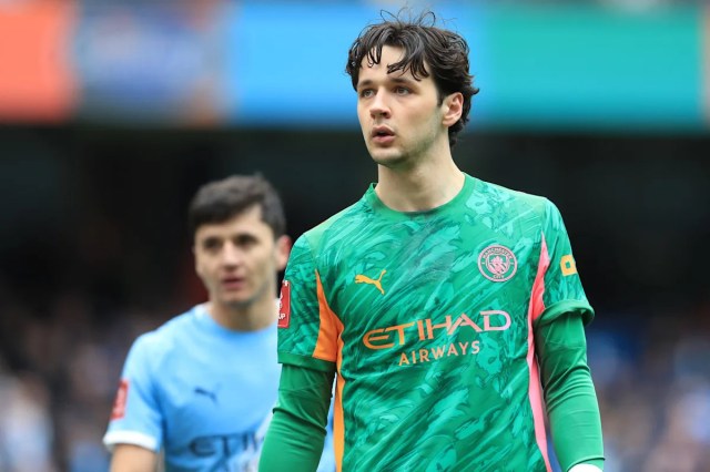 Periodista revela la verdad detrás del supuesto interés del Liverpool en James Trafford Periodista revela la verdad detrás del supuesto interés del Liverpool en James Trafford