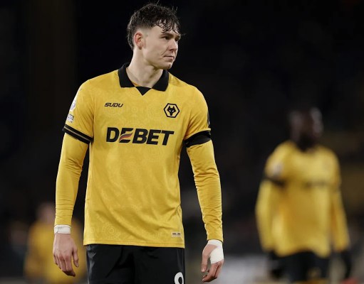 Jorgen Strand Larsen estará en el equipo de los Wolves este fin de semana en medio del interés Jorgen Strand Larsen estará en el equipo de los Wolves este fin de semana en medio del interés