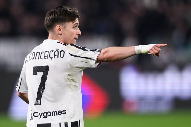 El Liverpool debe pagar al menos 45 millones de euros para fichar al posible sustituto de Mohamed Salah El Liverpool debe pagar al menos 45 millones de euros para fichar al posible sustituto de Mohamed Salah