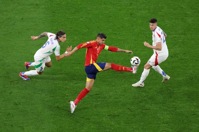 El Arsenal podría darle un impulso al Barcelona en su intento por fichar a un defensor de clase mundial El Arsenal podría darle un impulso al Barcelona en su intento por fichar a un defensor de clase mundial