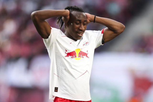 La estrella en ascenso del RB Leipzig, Yan Diomande (19), bromea sobre dominar la “puntualidad alemana” La estrella en ascenso del RB Leipzig, Yan Diomande (19), bromea sobre dominar la “puntualidad alemana”