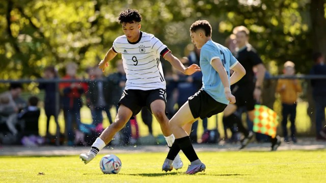 Allá vamos: El Barcelona acuerda un préstamo con opción a compra por 1,8 millones de euros para la estrella sudamericana Allá vamos: El Barcelona acuerda un préstamo con opción a compra por 1,8 millones de euros para la estrella sudamericana