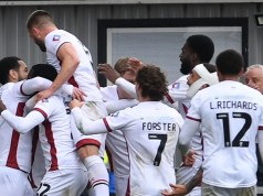 McKirdy despide a Crawley para ganarle a sus rivales Newport McKirdy despide a Crawley para ganarle a sus rivales Newport