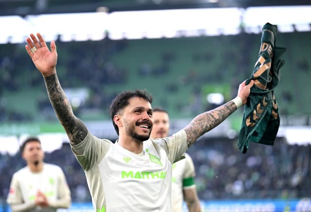 Leonardo Bittencourt reflexiona sobre la gran victoria del Werder Bremen y su aparición número 300 en la Bundesliga Leonardo Bittencourt reflexiona sobre la gran victoria del Werder Bremen y su aparición número 300 en la Bundesliga