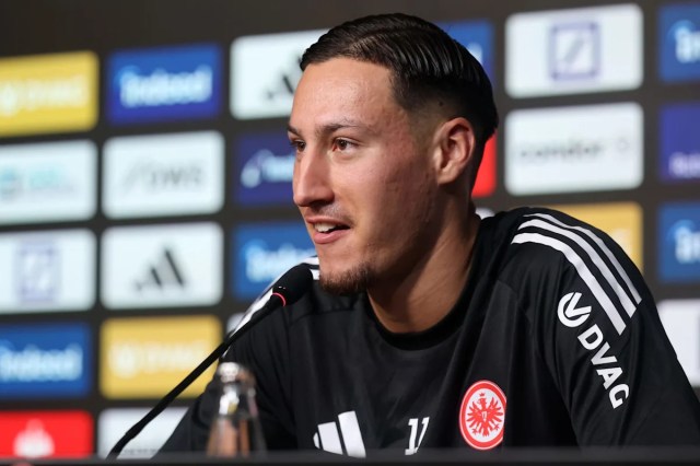 El delantero del Eintracht Frankfurt, Younes Ebnoutalib, reflexiona sobre el comienzo “perfecto” de su carrera en la Bundesliga El delantero del Eintracht Frankfurt, Younes Ebnoutalib, reflexiona sobre el comienzo “perfecto” de su carrera en la Bundesliga