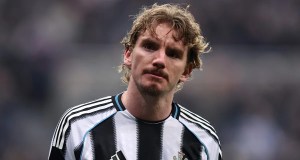 Julian Nagelsmann cita las tácticas de Eddie Howe como una de las razones de los problemas de forma de Nick Woltemade: “No estará a 80 metros de la portería con nosotros”. Julian Nagelsmann cita las tácticas de Eddie Howe como una de las razones de los problemas de forma de Nick Woltemade: “No estará a 80 metros de la portería con nosotros”.