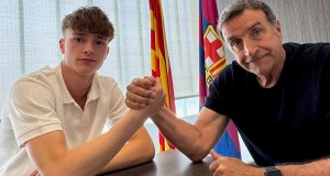 Oficial: El Barcelona consigue la renovación de dos joyas de La Masia Oficial: El Barcelona consigue la renovación de dos joyas de La Masia