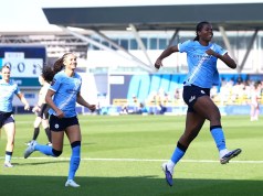 Bunny Shaw canta mientras el City supera a los Spurs Bunny Shaw canta mientras el City supera a los Spurs