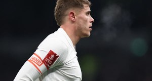 El Manchester United está enfrascado en una batalla a tres bandas por este defensor del Tottenham: ¿una opción decente para Carrick? El Manchester United está enfrascado en una batalla a tres bandas por este defensor del Tottenham: ¿una opción decente para Carrick?