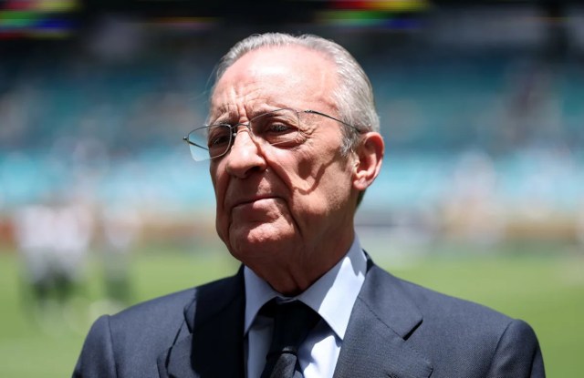 El presidente del Real Madrid cree que un miembro del personal de confianza podría ser el “secreto para ganar la Liga de Campeones” El presidente del Real Madrid cree que un miembro del personal de confianza podría ser el “secreto para ganar la Liga de Campeones”