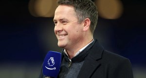 El exdelantero del Liverpool critica la falta de coherencia de Slot El exdelantero del Liverpool critica la falta de coherencia de Slot