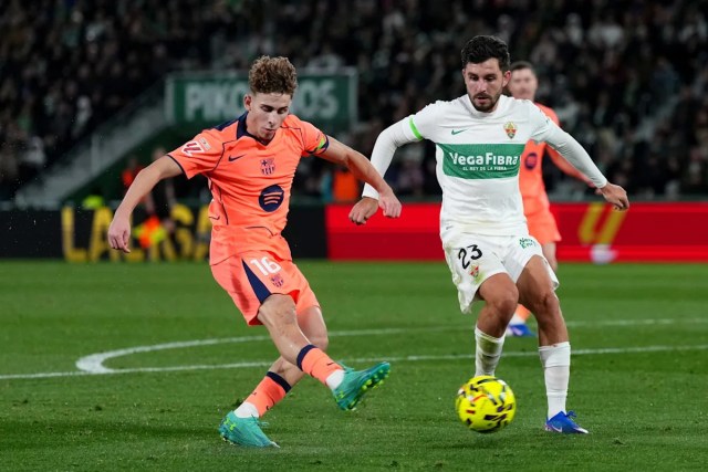 De Jong y Fermín lamentan las ocasiones perdidas tras el Elche 1-3 Barcelona: “Una actuación agridulce” De Jong y Fermín lamentan las ocasiones perdidas tras el Elche 1-3 Barcelona: “Una actuación agridulce”