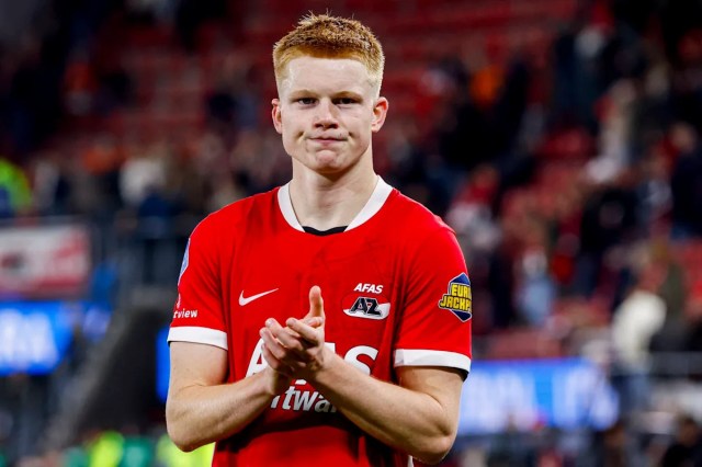 El Newcastle United se enfrentará a sus rivales de la Premier League en la carrera por fichar al mediocampista El Newcastle United se enfrentará a sus rivales de la Premier League en la carrera por fichar al mediocampista