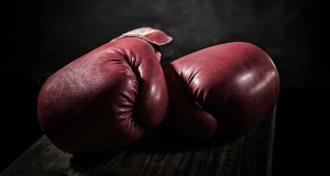 La boxeadora adolescente Isis Sio en coma inducido médicamente después de una brutal derrota por nocaut La boxeadora adolescente Isis Sio en coma inducido médicamente después de una brutal derrota por nocaut