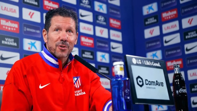 Diego Simeone dice que el Atlético de Madrid podría contar con tres jugadores clave contra el Arsenal Diego Simeone dice que el Atlético de Madrid podría contar con tres jugadores clave contra el Arsenal