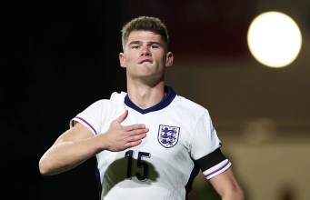 Wolfsburgo ofrece 18 millones de euros a Toulouse por el internacional inglés sub-21 Charlie Cresswell Wolfsburgo ofrece 18 millones de euros a Toulouse por el internacional inglés sub-21 Charlie Cresswell
