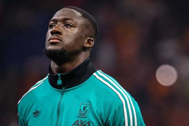 Virgil van Dijk le dice a la estrella del Liverpool de ‘clase mundial’ que firme un nuevo contrato Virgil van Dijk le dice a la estrella del Liverpool de ‘clase mundial’ que firme un nuevo contrato