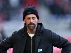 Augsburgo después de aguantar y romper una larga racha sin victorias: “Toda la ciudad necesitaba esto”. Augsburgo después de aguantar y romper una larga racha sin victorias: “Toda la ciudad necesitaba esto”.