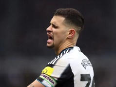 El Manchester United identifica a esta estrella del Newcastle United como objetivo: ¿buena opción para Carrick? El Manchester United identifica a esta estrella del Newcastle United como objetivo: ¿buena opción para Carrick?