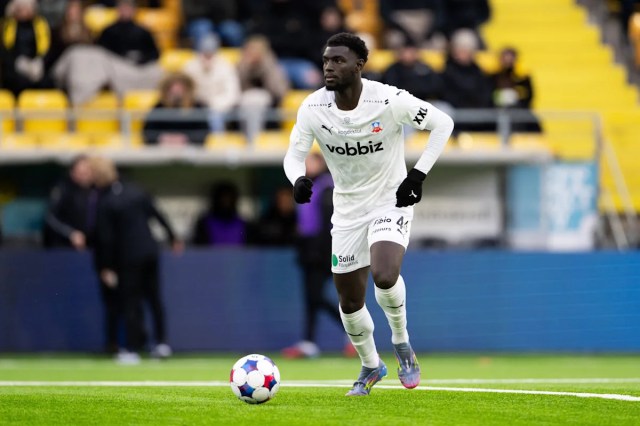 El delantero de 20 años abre la puerta al Liverpool El delantero de 20 años abre la puerta al Liverpool