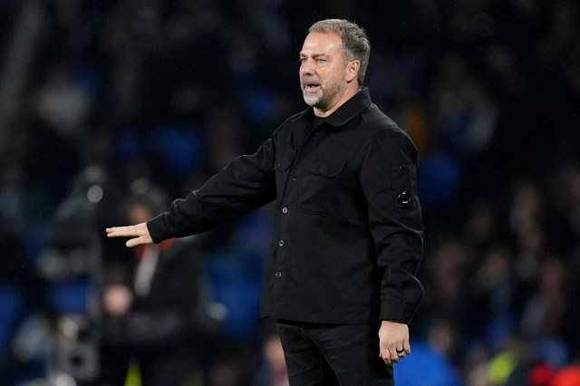 Hansi Flick reacciona a la polémica arbitral tras la derrota del Barcelona ante la Real Sociedad – “Todo el mundo lo ha visto” Hansi Flick reacciona a la polémica arbitral tras la derrota del Barcelona ante la Real Sociedad – “Todo el mundo lo ha visto”