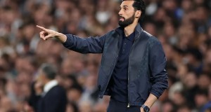 El técnico del Real Madrid, Álvaro Arbeloa, no está de acuerdo con la tarjeta roja de Fede Valverde El técnico del Real Madrid, Álvaro Arbeloa, no está de acuerdo con la tarjeta roja de Fede Valverde
