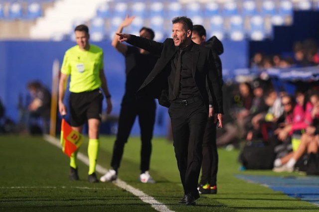 Diego Simeone y Jan Oblak se enfrentan tras la derrota del Atlético de Madrid ante el Rayo Vallecano – “No estoy de acuerdo” Diego Simeone y Jan Oblak se enfrentan tras la derrota del Atlético de Madrid ante el Rayo Vallecano – “No estoy de acuerdo”