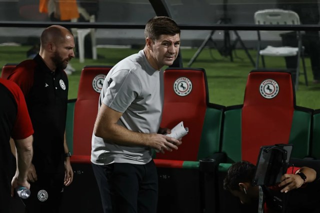 Steven Gerrard en conversaciones con el club de la Premier League sobre el puesto de entrenador – Periodista Steven Gerrard en conversaciones con el club de la Premier League sobre el puesto de entrenador – Periodista