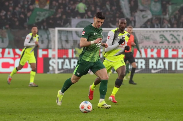 Informe: el Liverpool se ha sumado a la carrera para fichar a la talentosa estrella de la Bundesliga Informe: el Liverpool se ha sumado a la carrera para fichar a la talentosa estrella de la Bundesliga