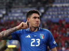 El técnico italiano no tiene intenciones de dejar al Inter de Milán y a la superestrella italiana en medio de los abucheos de los fanáticos de la Serie A El técnico italiano no tiene intenciones de dejar al Inter de Milán y a la superestrella italiana en medio de los abucheos de los fanáticos de la Serie A