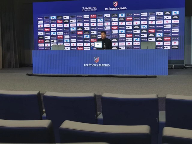 Diego Simeone sobre la tarjeta roja a Gerard Martín: “No hay mucho que decir, se equivocaron” Diego Simeone sobre la tarjeta roja a Gerard Martín: “No hay mucho que decir, se equivocaron”