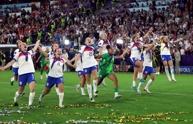 De una sanción de 50 años al partido número 500: la historia de las Leonas de Inglaterra De una sanción de 50 años al partido número 500: la historia de las Leonas de Inglaterra