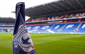 La FA multa al Cardiff con £15.000 por cánticos homofóbicos La FA multa al Cardiff con £15.000 por cánticos homofóbicos