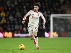 Informe: el Newcastle United busca fichar en verano al centrocampista del Liverpool Informe: el Newcastle United busca fichar en verano al centrocampista del Liverpool