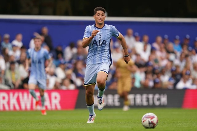 Informe: el delantero del Tottenham Hotspur se marchará este mes Informe: el delantero del Tottenham Hotspur se marchará este mes