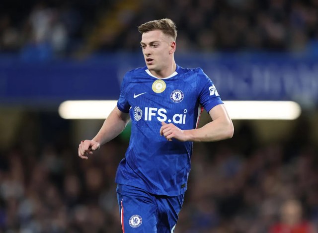 El delantero del Chelsea toma una decisión sobre su futuro tras los recientes rumores de traspaso El delantero del Chelsea toma una decisión sobre su futuro tras los recientes rumores de traspaso
