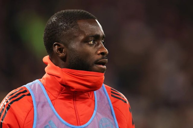 Real Madrid y PSG acechan mientras el as del Bayern de Múnich aún no ha respondido a la oferta de renovación Real Madrid y PSG acechan mientras el as del Bayern de Múnich aún no ha respondido a la oferta de renovación