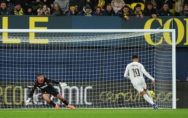 Kylian Mbappé dedica el gol de Panenka a su compañero del Real Madrid Brahim Díaz Kylian Mbappé dedica el gol de Panenka a su compañero del Real Madrid Brahim Díaz