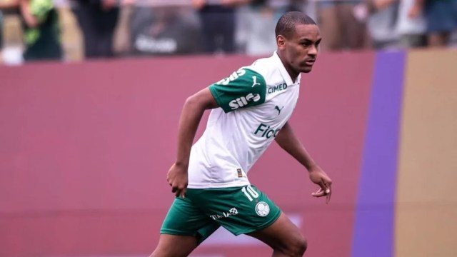 El Manchester United prepara una oferta de 40 millones de euros por el objetivo del Barcelona de 16 años El Manchester United prepara una oferta de 40 millones de euros por el objetivo del Barcelona de 16 años