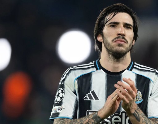 Informe: Newcastle nunca sintió que fuera posible encontrar al “jugador adecuado” en la ventana de enero Informe: Newcastle nunca sintió que fuera posible encontrar al “jugador adecuado” en la ventana de enero