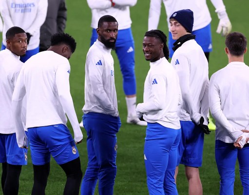 El Liverpool explora una oferta de verano de 50 millones de euros para el centrocampista del Real Madrid El Liverpool explora una oferta de verano de 50 millones de euros para el centrocampista del Real Madrid