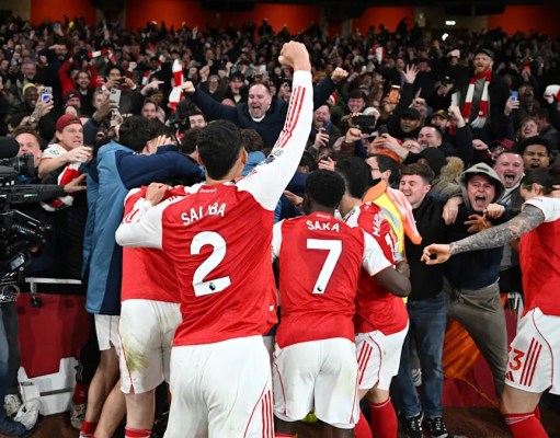 Esto parece la noche en que el Arsenal ganó el título de la Premier League Esto parece la noche en que el Arsenal ganó el título de la Premier League