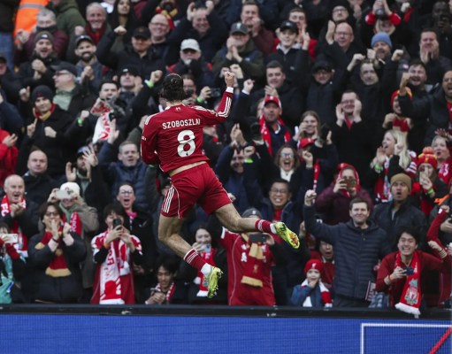 Dominik Szoboszlai rompe el silencio sobre el futuro del Liverpool Dominik Szoboszlai rompe el silencio sobre el futuro del Liverpool