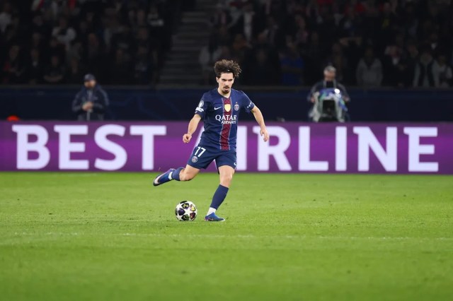 El centrocampista del PSG desmiente los rumores de traspaso al Real Madrid: “Sería una tontería marcharse” El centrocampista del PSG desmiente los rumores de traspaso al Real Madrid: “Sería una tontería marcharse”