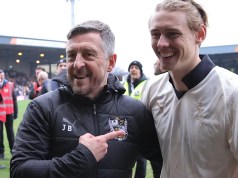 ¿Los equipos de menor ranking deberían jugar siempre en casa en la Copa FA? ¿Los equipos de menor ranking deberían jugar siempre en casa en la Copa FA?